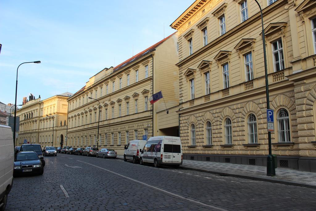 Prague Vysehradska Apartment Exterior foto